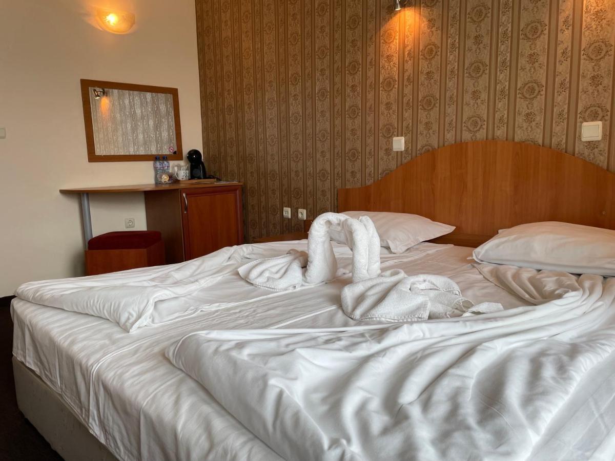 Hotel Deykin Sunny Beach Buitenkant foto