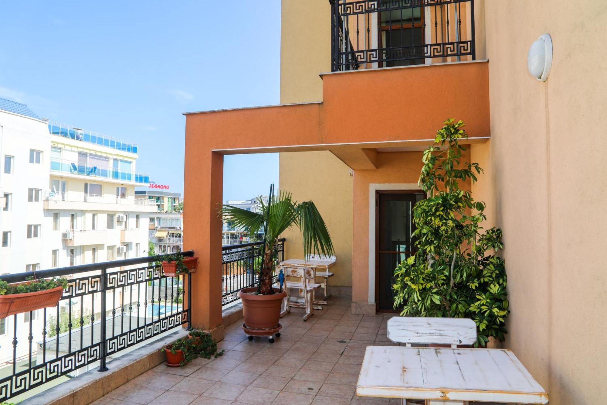 Hotel Deykin Sunny Beach Buitenkant foto