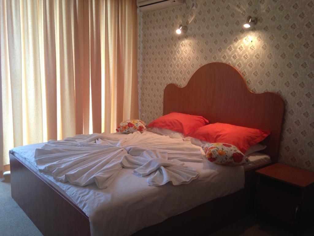 Hotel Deykin Sunny Beach Buitenkant foto
