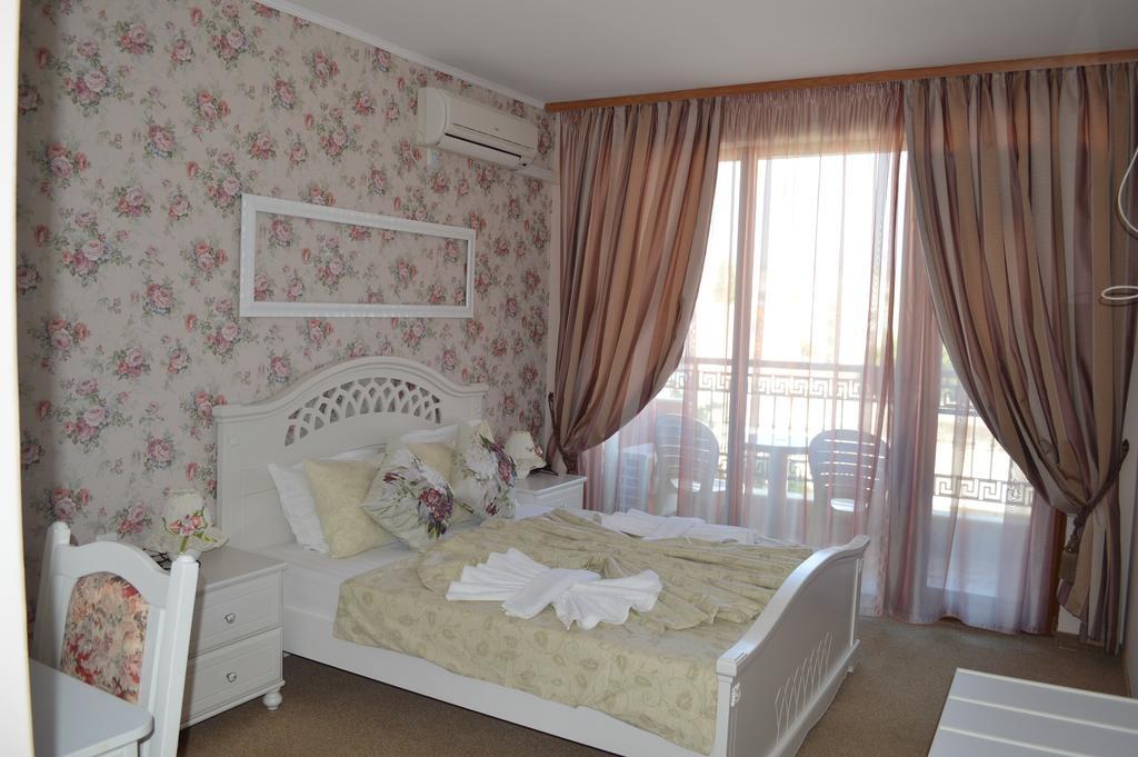 Hotel Deykin Sunny Beach Buitenkant foto